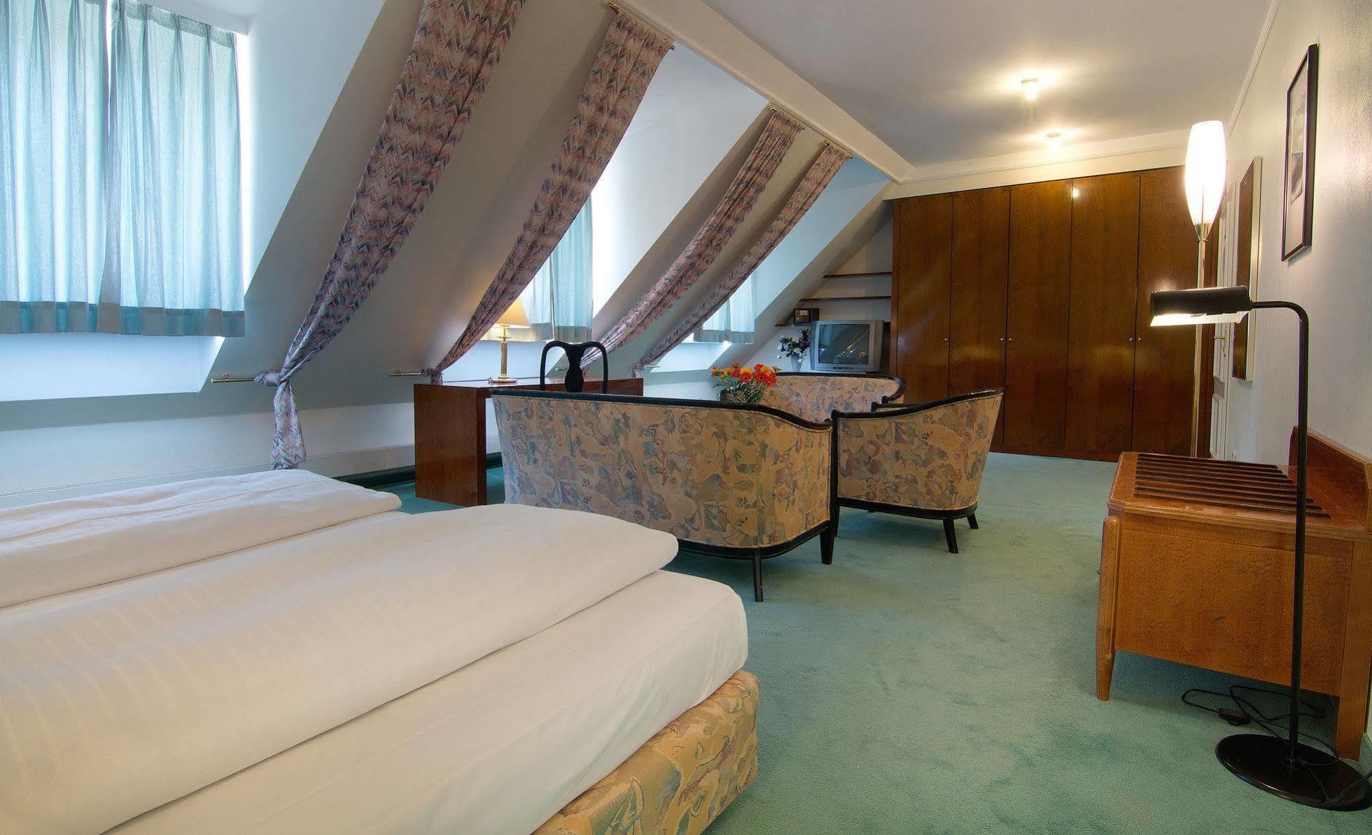 Hotel Deutsches Theater Munich Luaran gambar