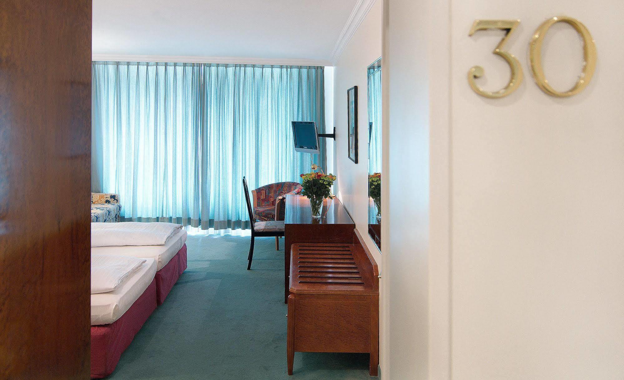 Hotel Deutsches Theater Munich Luaran gambar